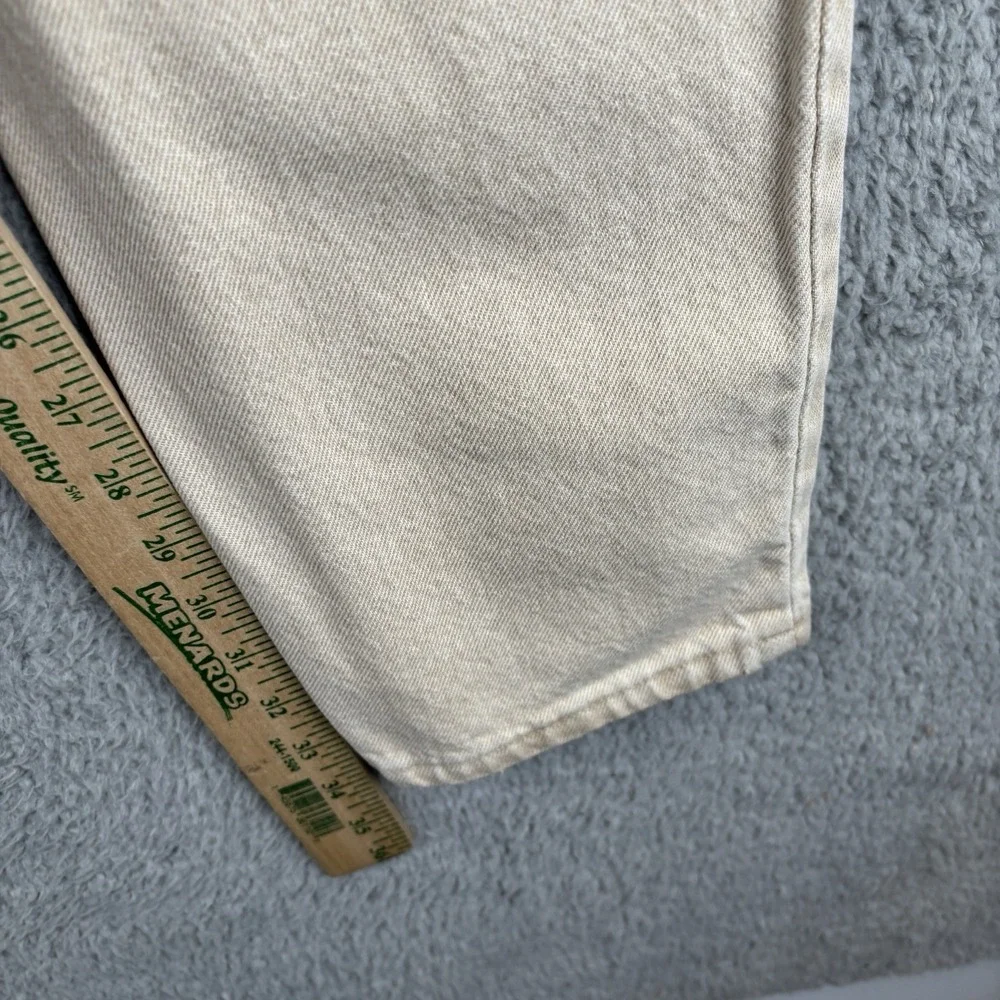 Vintage Levis 550 Jeans Mens 33x34 Beige Denim Relax Tapered Made USA 90s 1992